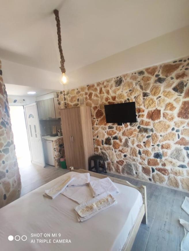 Malvina Rooms Kallithea  Eksteriør bilde