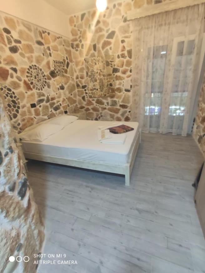 Malvina Rooms Kallithea  Eksteriør bilde