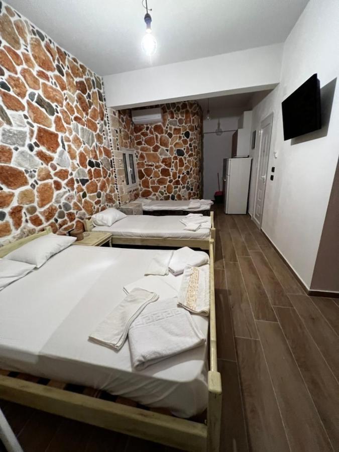 Malvina Rooms Kallithea  Eksteriør bilde