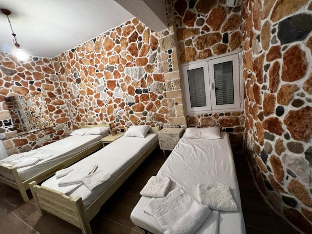 Malvina Rooms Kallithea  Eksteriør bilde